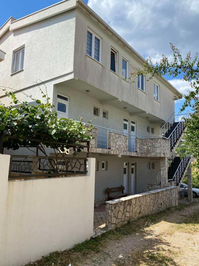 Apartments Vila Kurtagic Dobra Voda Exteriér fotografie